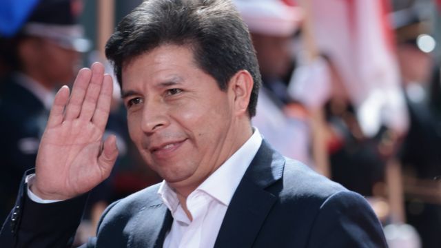 Permanecerá expresidente de Perú 18 meses en prisión provisional
