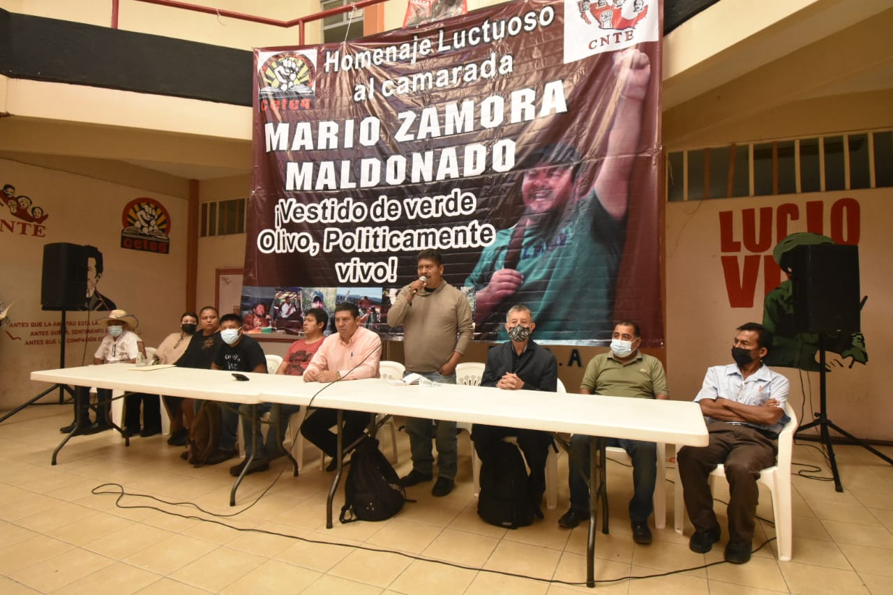Homenaje luctuoso a profesor Mario Zamora