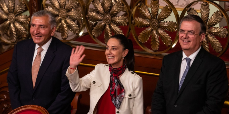 INE pide a Morena frenar propaganda en apoyo a "corcholatas"