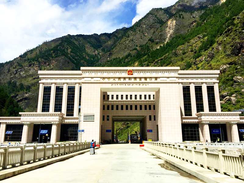 China y Nepal reanudan comercio