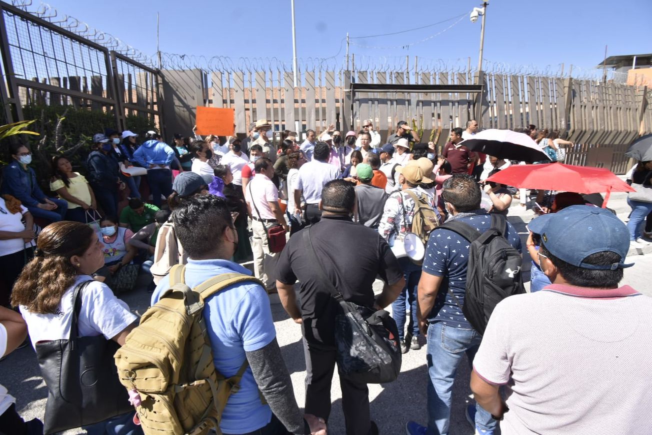 Retrasan pago de sus quincenas a trabajadores no afiliados al FONE