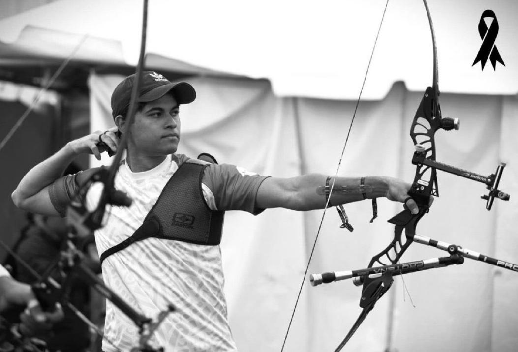 muere promesa del tiro con arco