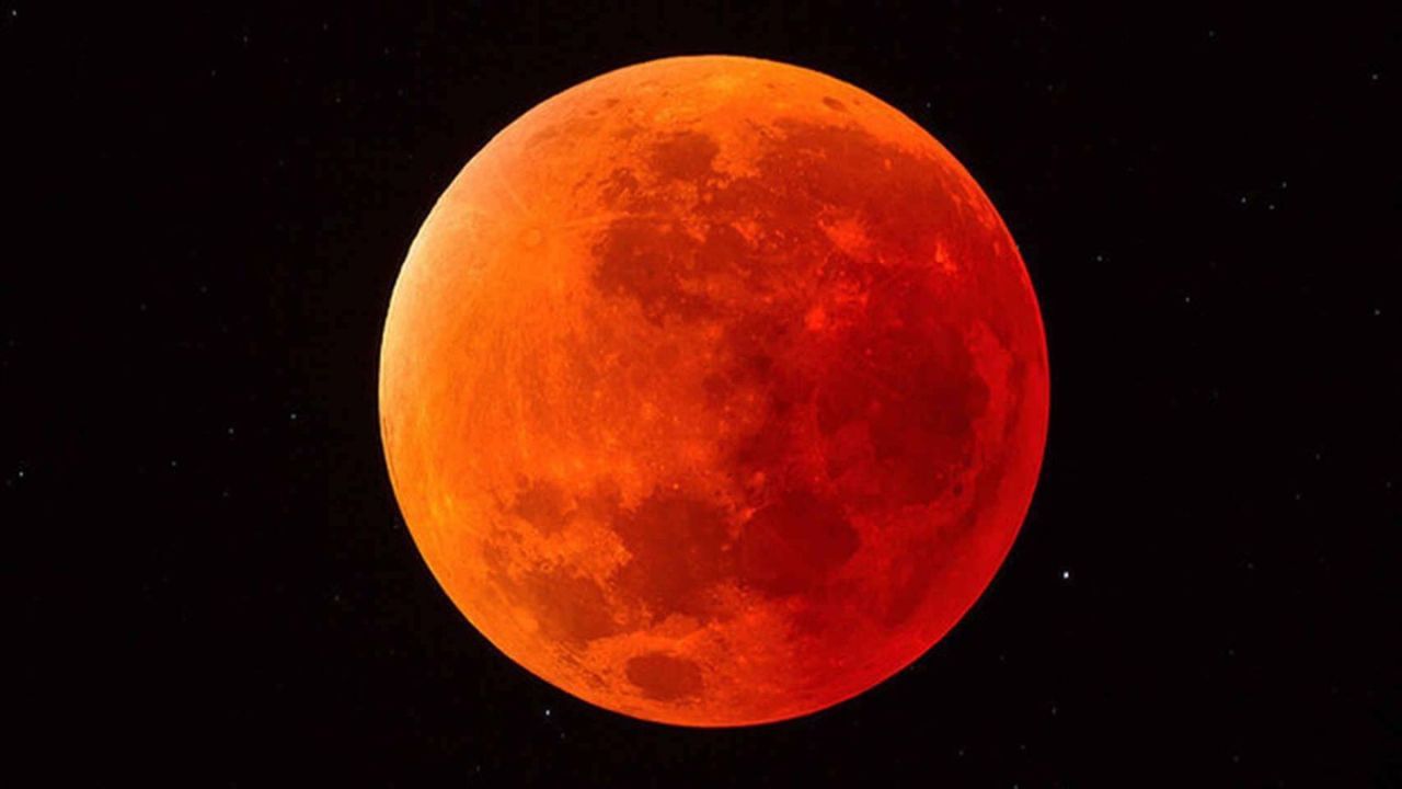 luna de sangre o luna roja 