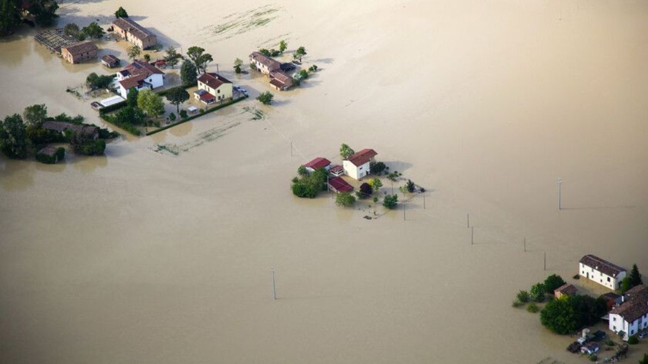 lluvias torrenciales inundan italia