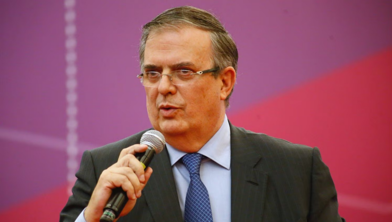 ebrard renuncia