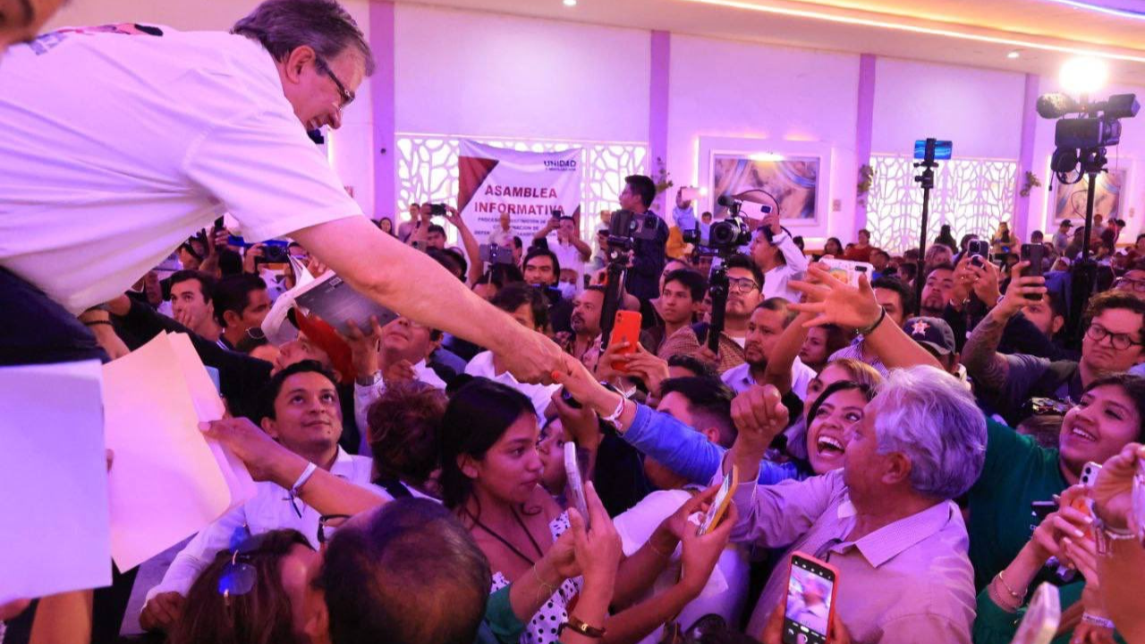 ebrard espera postura de morena