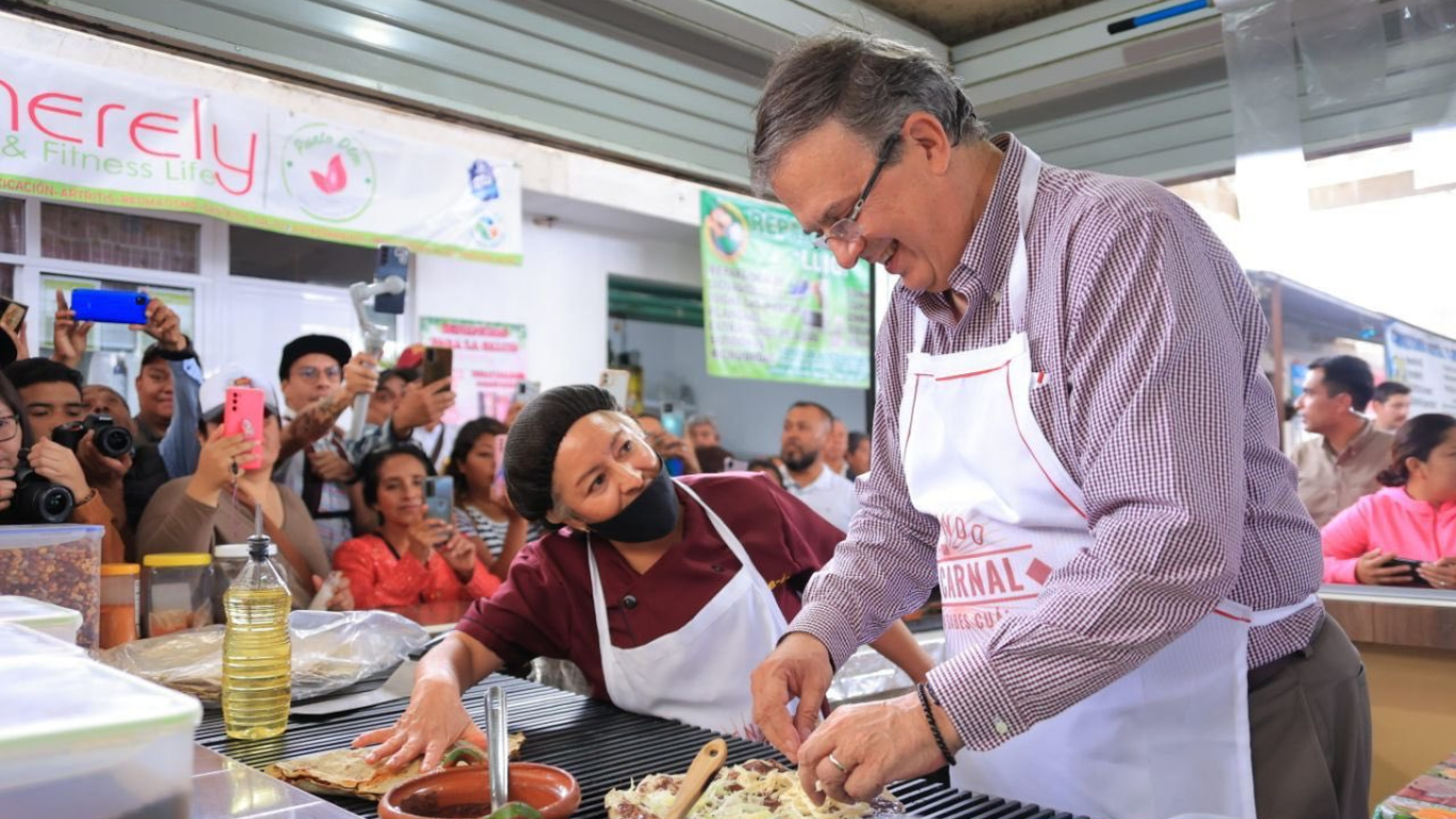 gira marcelo ebrard