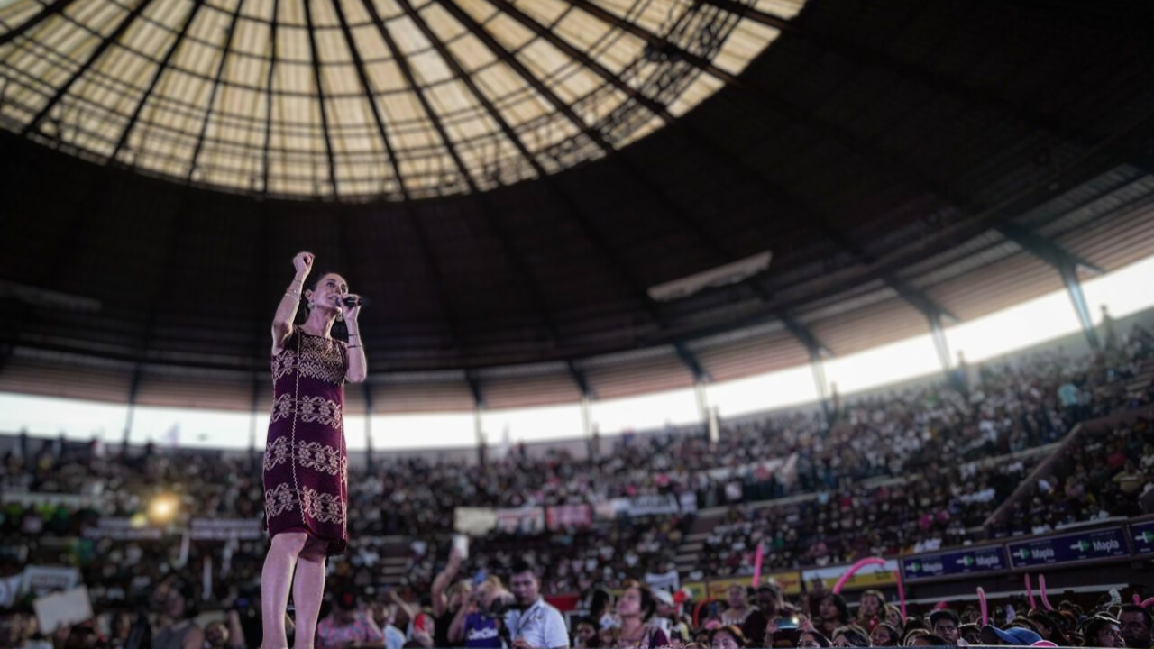 Vamos a seguir apoyando a las mujeres
