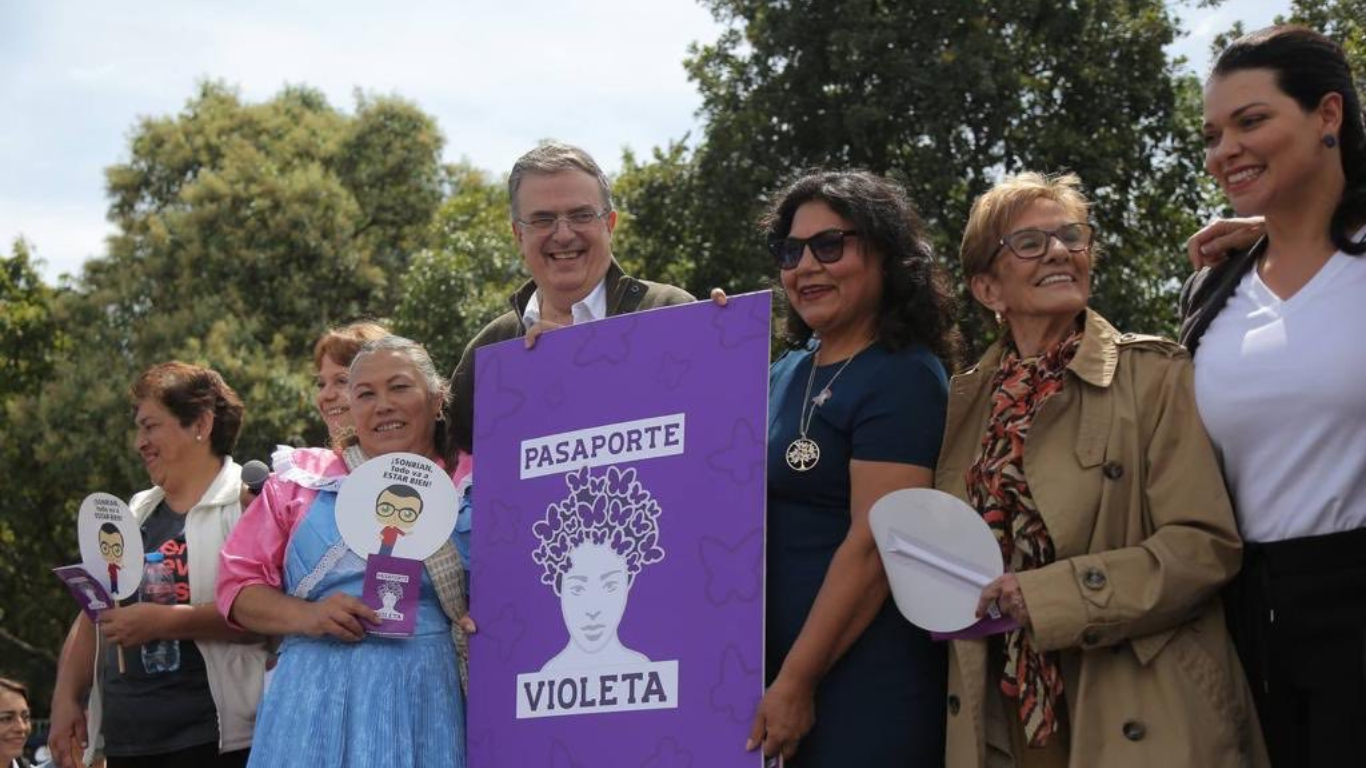 pasaporte violeta