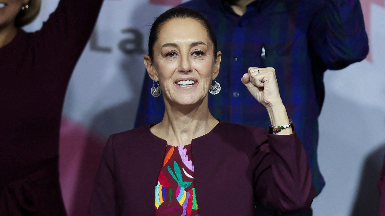 Claudia Sheinbaum lidera la temporada de precampañas