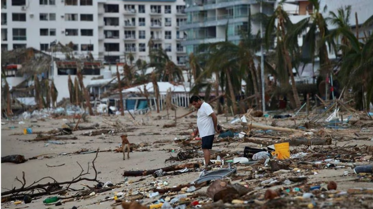 Concluye censo de familias afectadas por el Huracán Otis en Acapulco