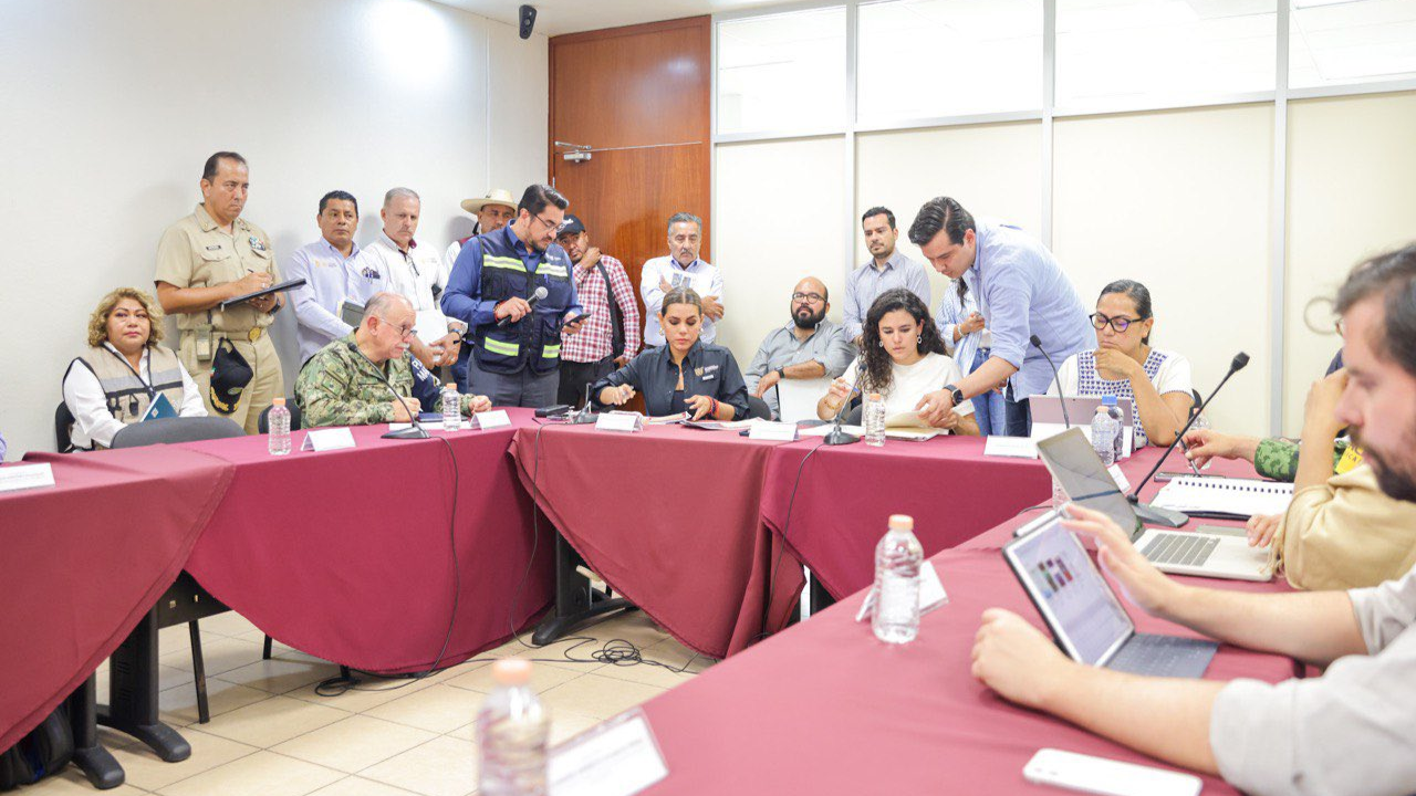 acapulco otis evelyn