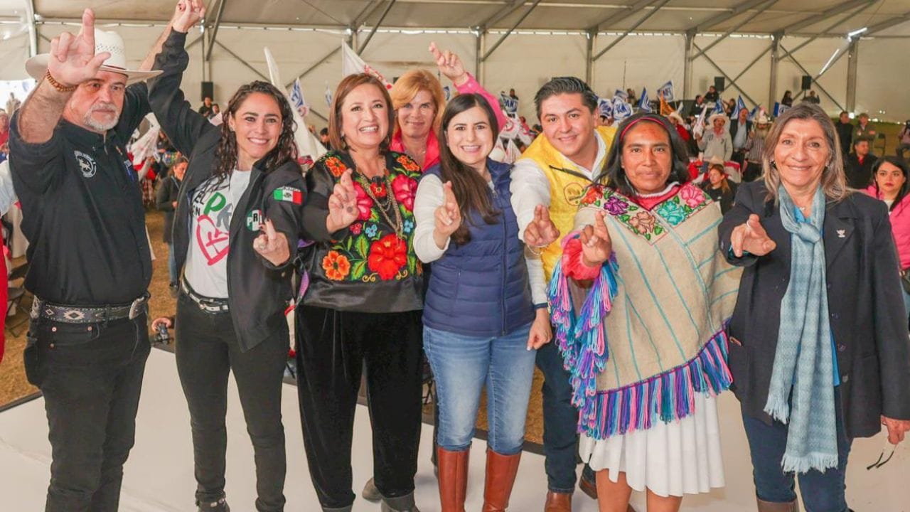 xochitl galvez critica a priistas