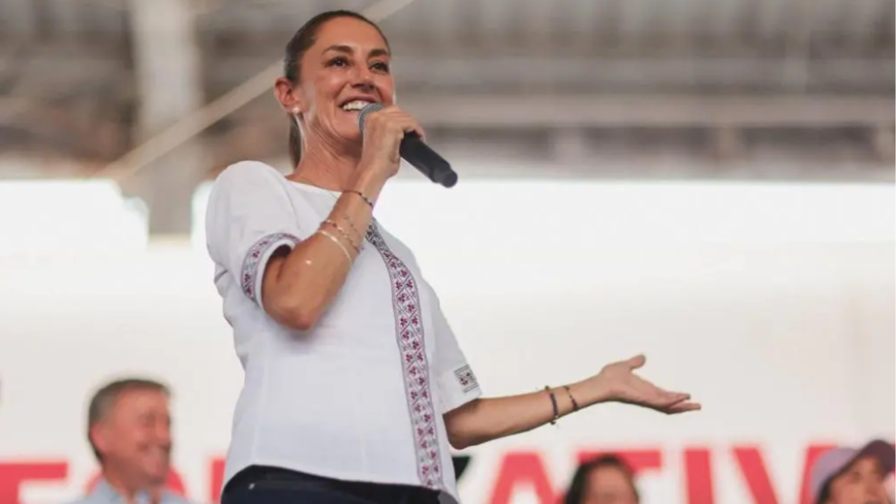 Claudia Sheinbaum desmiente noticias falsas sobre la 4T