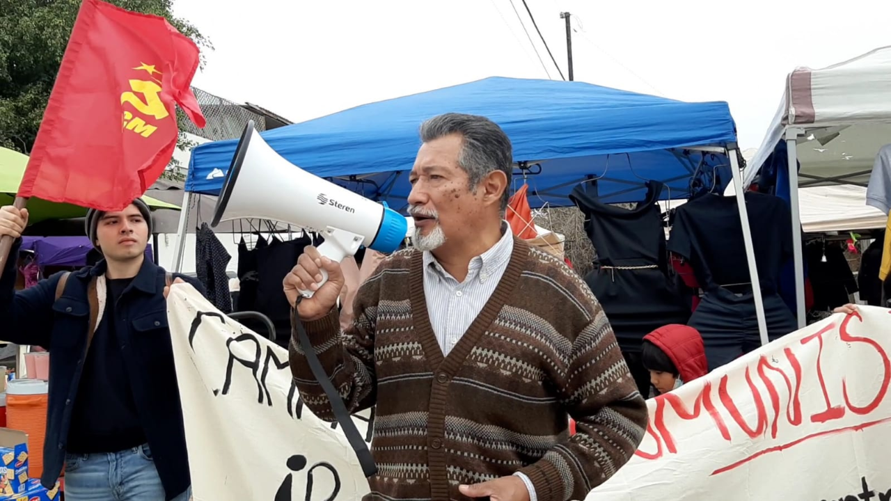 marco davila comunista