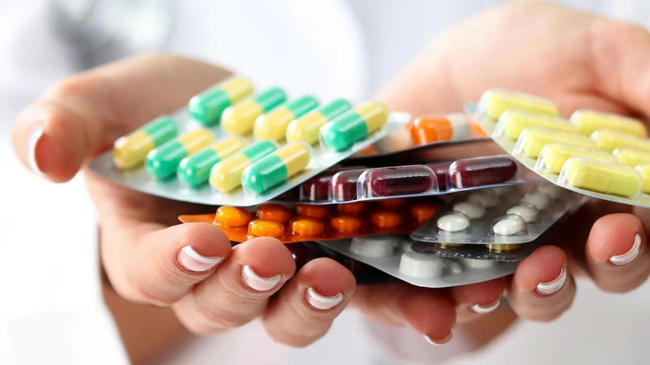 cofepris descubre denuncia corrupcion en abasto de medicamentos gobierno de mexico