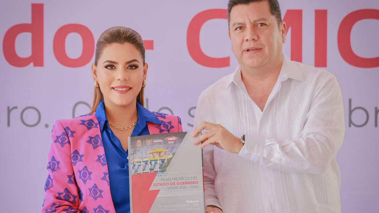 Evelyn Salgado fomenta la profesionalización de trabajadores de la construcción