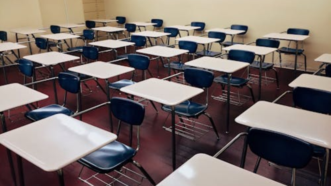 SEP prepara extensión de horario escolar: ¿En qué escuelas aplicará?