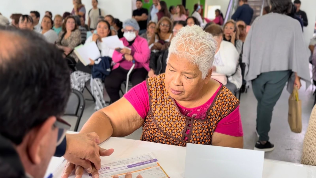 Pensión Mujeres Bienestar: ¿qué apellidos se registran hoy 25 de octubre?