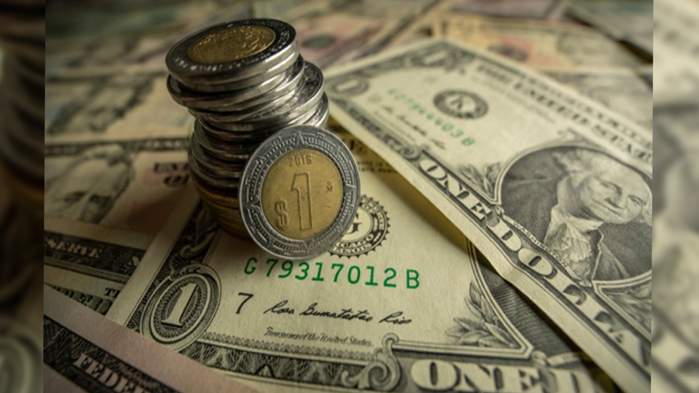 Peso registra una ligerísima apreciación frente al dólar