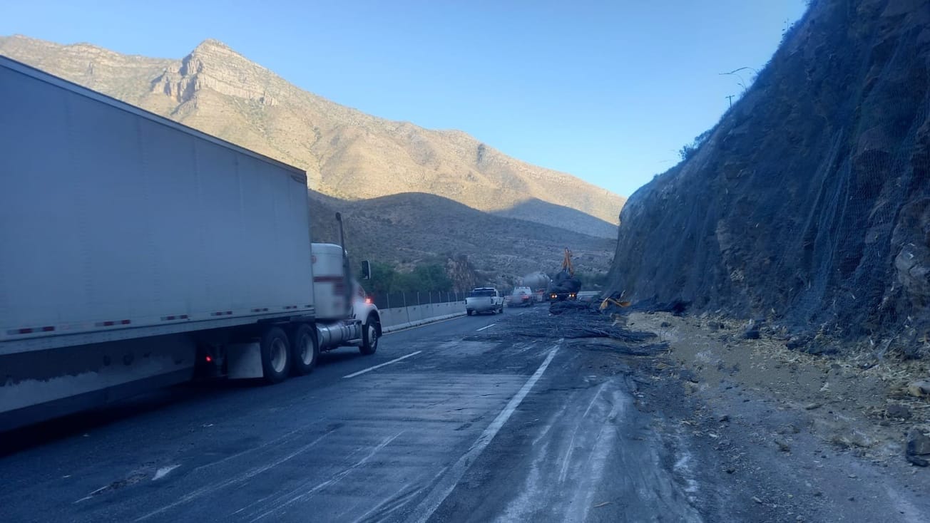 Horarios más peligrosos para viajar en carreteras mexicanas, según ANERPV